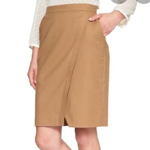 Banana Republic Lined Camel Skirt size 4